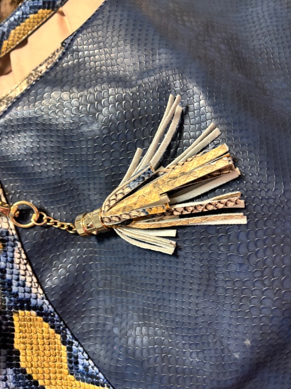 Large Purse - Picture 3 of 5